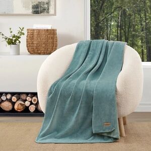 Koolaburra by UGG - Plush Throw Blanket